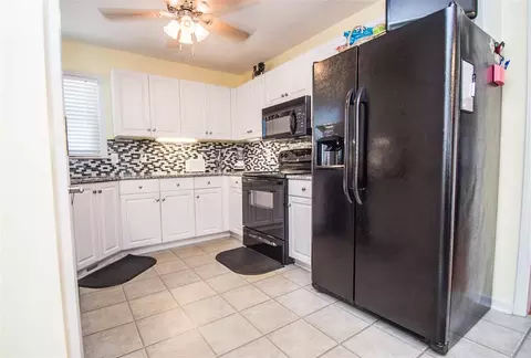 195 Windsor Dr, Angier, NC 27501 photo 8