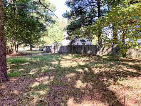204 Long Crescent Dr, Durham, NC 27712 photo 7
