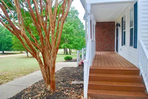 128 Susan Dr, Garner, NC 27529 photo 4