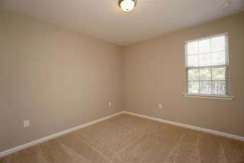 625 Hiddenbrook Dr, Durham, NC 27703 photo 13