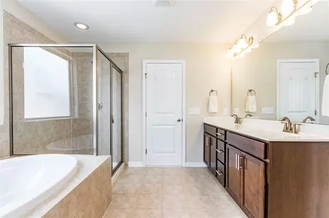 1021 Laredo Ln, Durham, NC 27703 photo 8