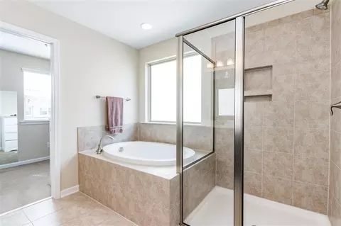 1021 Laredo Ln, Durham, NC 27703 photo 9