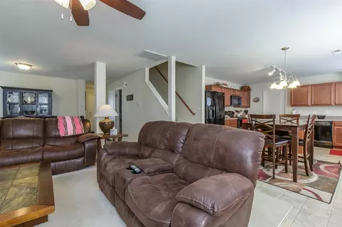 206 Thistle Downs Dr, Burlington, NC 27215 photo 11