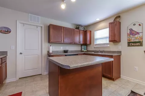 206 Thistle Downs Dr, Burlington, NC 27215 photo 14
