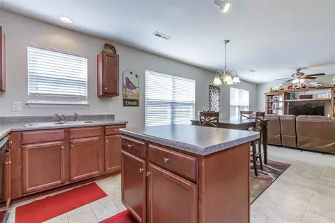 206 Thistle Downs Dr, Burlington, NC 27215 photo 15
