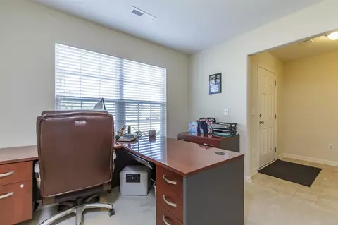 206 Thistle Downs Dr, Burlington, NC 27215 photo 4