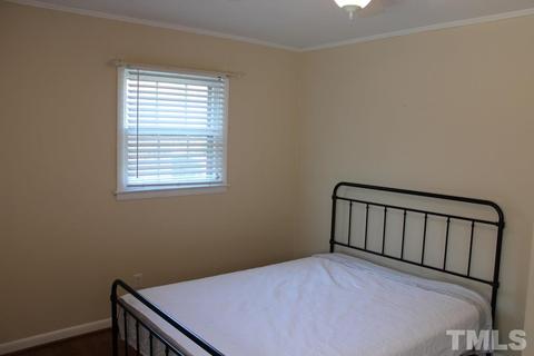 140 Emerald Cir, Durham, NC 27713 photo 8