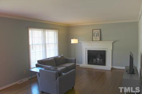 140 Emerald Cir, Durham, NC 27713 photo 2