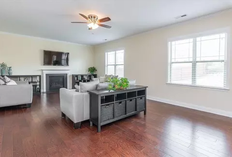 4517 Cottendale Dr, Durham, NC 27703 photo 10