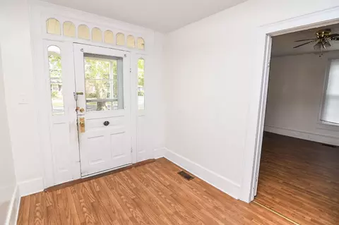 102 E Third St, Princeton, NC 27569 photo 4
