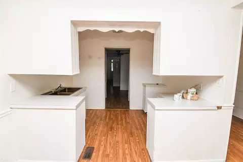 102 E Third St, Princeton, NC 27569 photo 17