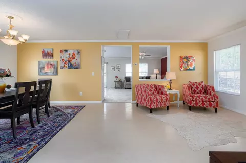 102 Citrine Ct, Durham, NC 27703 photo 4