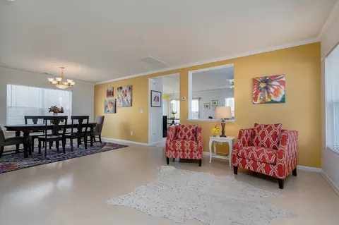 102 Citrine Ct, Durham, NC 27703 photo 3