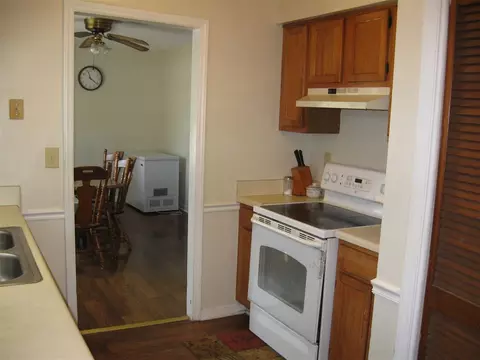 2500 Dearborn Dr, Durham, NC 27704 photo 8