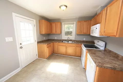 9 Zelko Ct, Durham, NC 27705 photo 6