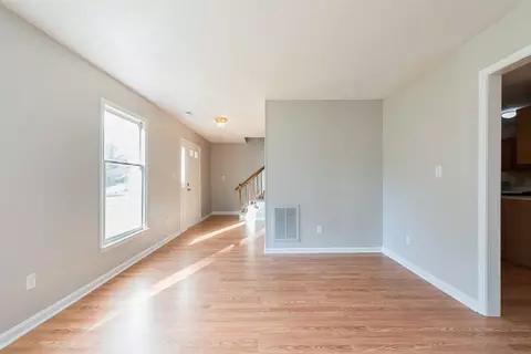 5505 Hadrian Dr, Durham, NC 27703 photo 2