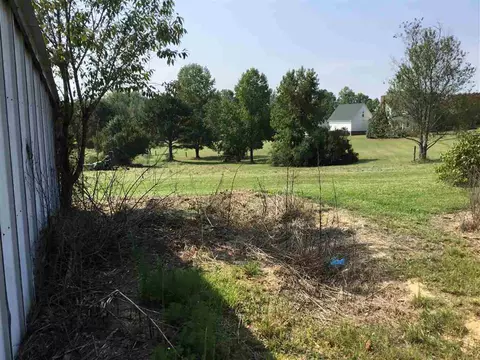 194 Roberts Trl, Benson, NC 27504 photo 2