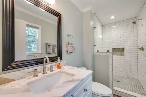 405 Compton Rd, Raleigh, NC 27609 photo 9