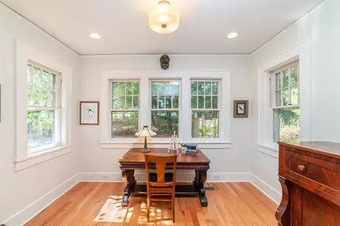 1006 W Markham Ave, Durham, NC 27701 photo 9