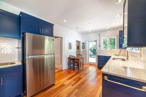 1006 W Markham Ave, Durham, NC 27701 photo 15