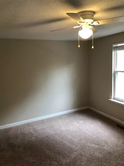 109 Brightleaf Ct, Cary, NC 27513 photo 8