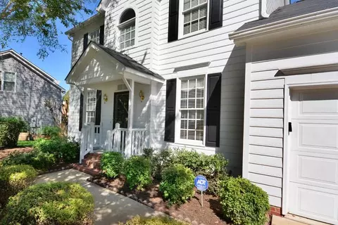 11 Drummond Ct, Durham, NC 27713 photo 2