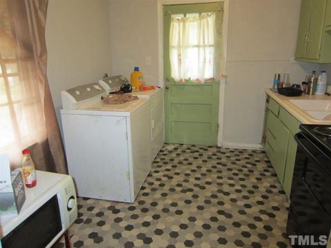 619 Bernice St, Durham, NC 27703 photo 4