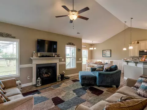 18 Creech Place Dr, Benson, NC 27504 photo 8