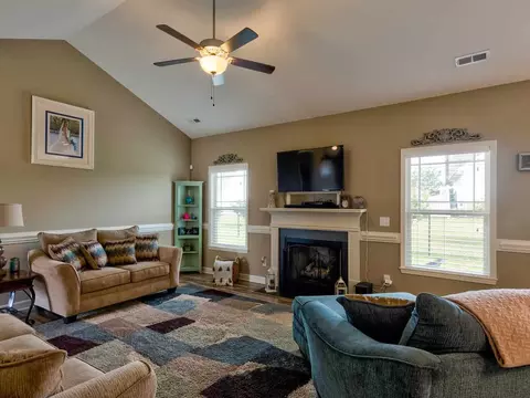 18 Creech Place Dr, Benson, NC 27504 photo 7