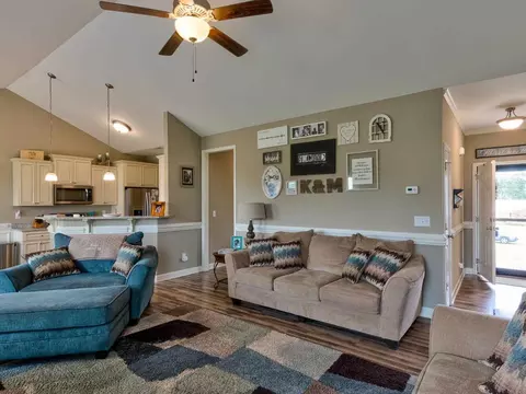 18 Creech Place Dr, Benson, NC 27504 photo 9