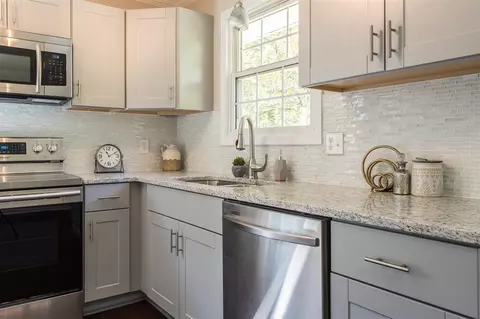 2526 Atlantic St, Durham, NC 27707 photo 8