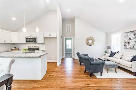 421 Colleton Rd, Raleigh, NC 27610 photo 4