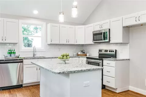 421 Colleton Rd, Raleigh, NC 27610 photo 10
