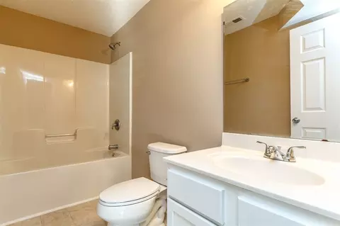 1902 Spring Creek Dr, Durham, NC 27704 photo 23