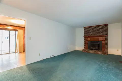 100 E Watson St, Selma, NC 27576 photo 7