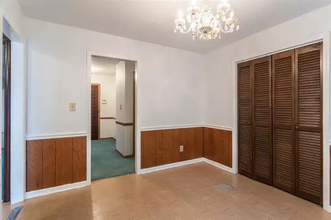 100 E Watson St, Selma, NC 27576 photo 18