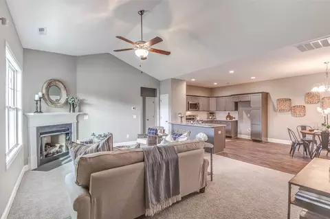 112 Dogwood Ln, Pine Level, NC 27568 photo 3