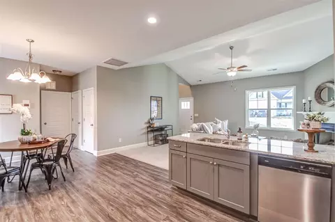 112 Dogwood Ln, Pine Level, NC 27568 photo 16