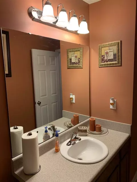 2907 Forrestal Dr, Durham, NC 27703 photo 8