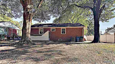 1109 Raynor St, Durham, NC 27703 photo 10