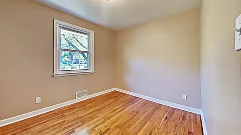 1109 Raynor St, Durham, NC 27703 photo 6