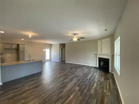27 Fields Way, Coats, NC 27521 photo 3