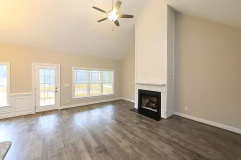 2480 Tarheel Rd, Benson, NC 27504 photo 2