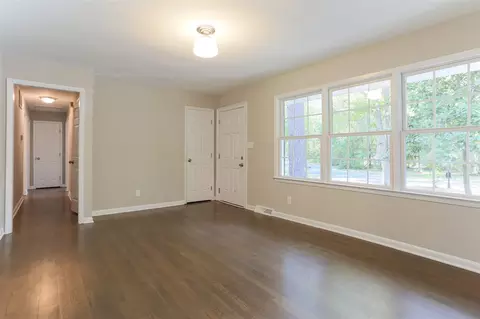 10 Sinnott Cir, Durham, NC 27713 photo 4