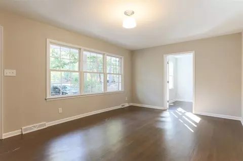 10 Sinnott Cir, Durham, NC 27713 photo 3