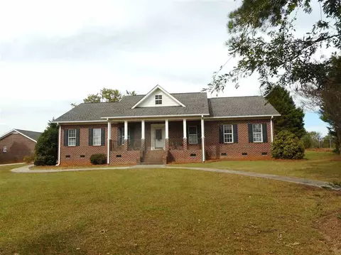 831 Dogeye Rd, Benson, NC 27504 photo 4