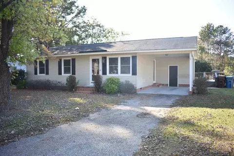 511 Saints St, Dunn, NC 28334 photo 2