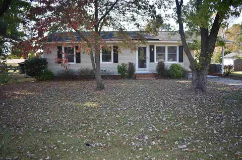 511 Saints St, Dunn, NC 28334 photo 1