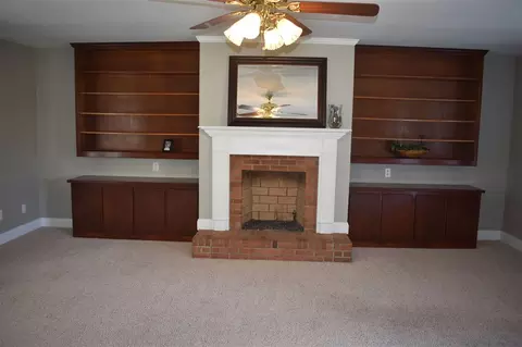 511 Saints St, Dunn, NC 28334 photo 4