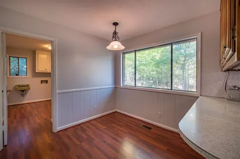 207 Crestview Dr, Durham, NC 27712 photo 7